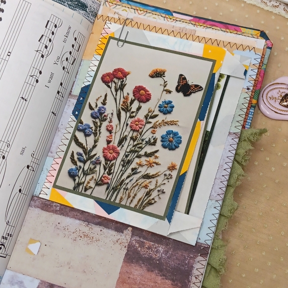 May Flowers 💐 | Junk Journal | Travel Sized | Single Signature - Picture 13 of 15